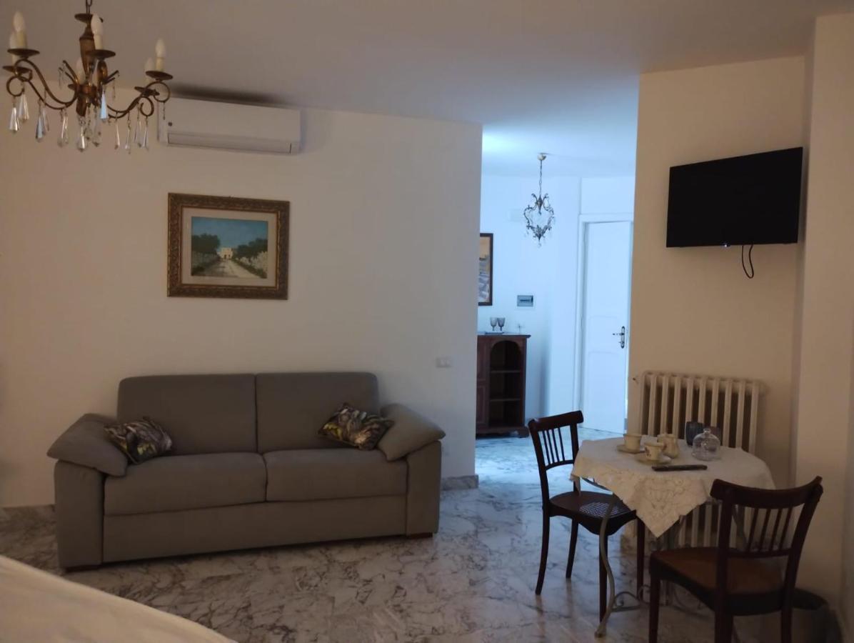 Il Giardino Della Scuncerta Bed and Breakfast Lecce Buitenkant foto